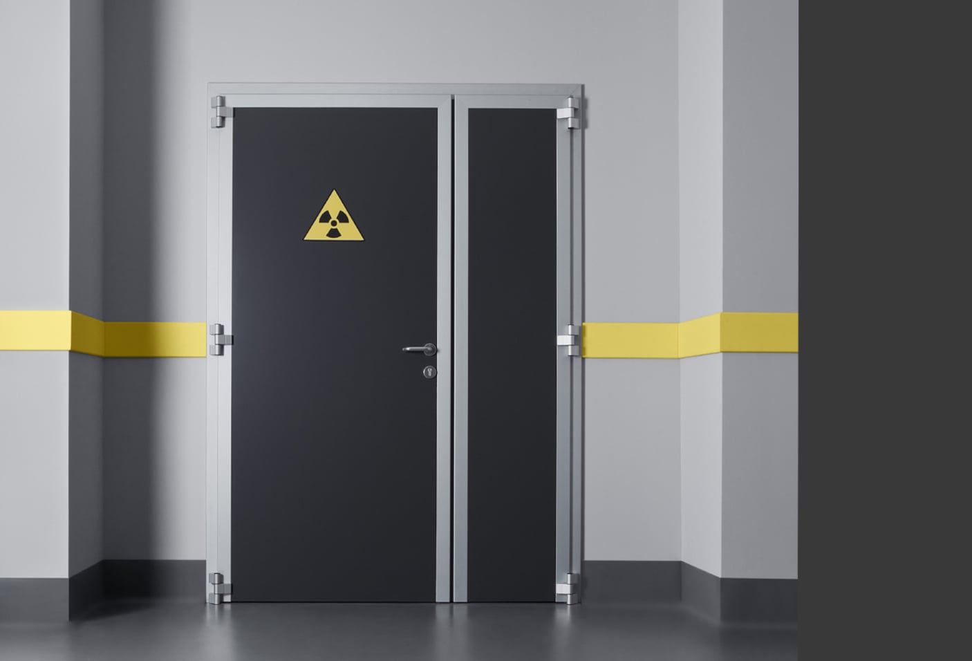 PORTE IN ALLUMINIO CON ABBRACCIANTE